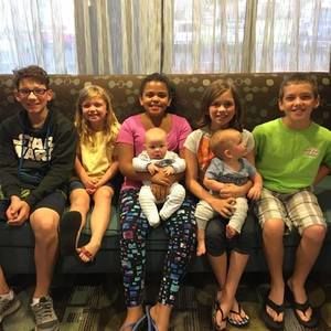 Meet your Posher, Sheri